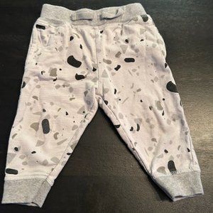 Monica + Andy gray printed sweatpants, 12-18 months